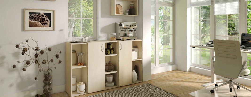 Individuele keukenmeubels op maat - coffee corner met een commode met deels open en deels gesloten vakken