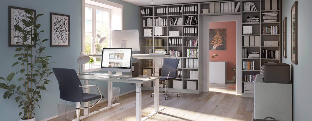 Bureau wit: in hoogte verstelbare tafels met een witte frame en grijs tafelblad