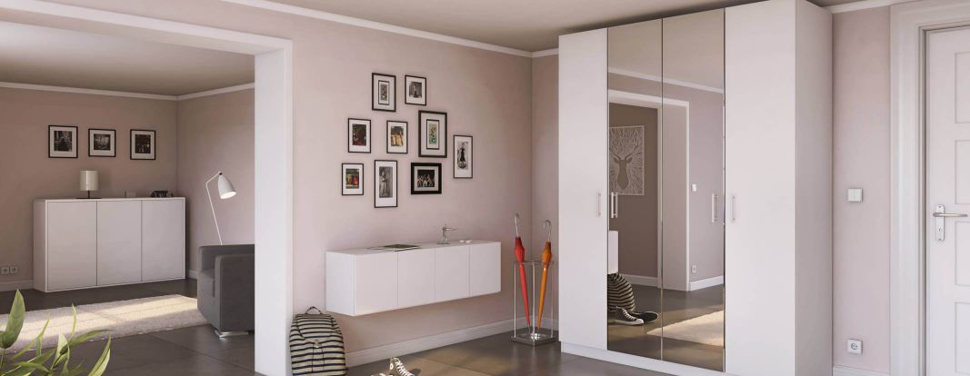 Meubelplanner: kast op maat met spiegeldeur en bijpassende wandboard en sideboard