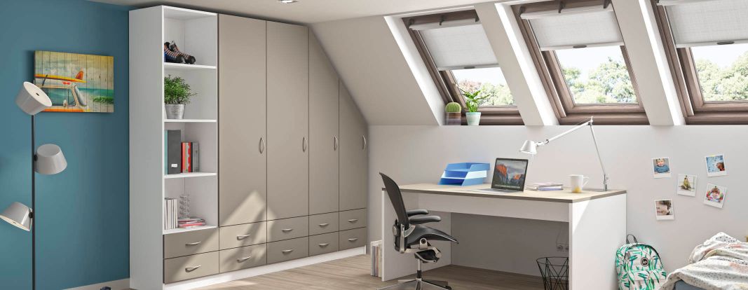 Moebels op maat en hout bureau op maat
