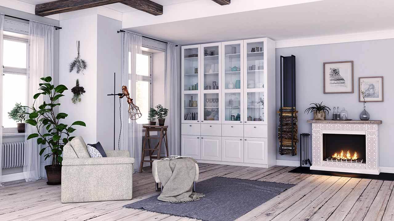 Vitrinekast en fauteuil op maat in wit in de landhuisstijl